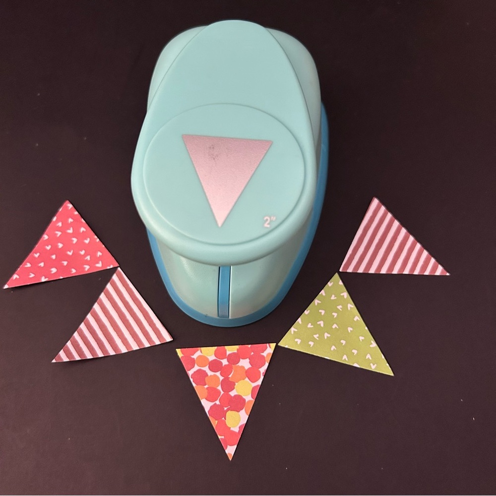The Paper Studio 2” triangle paper punch